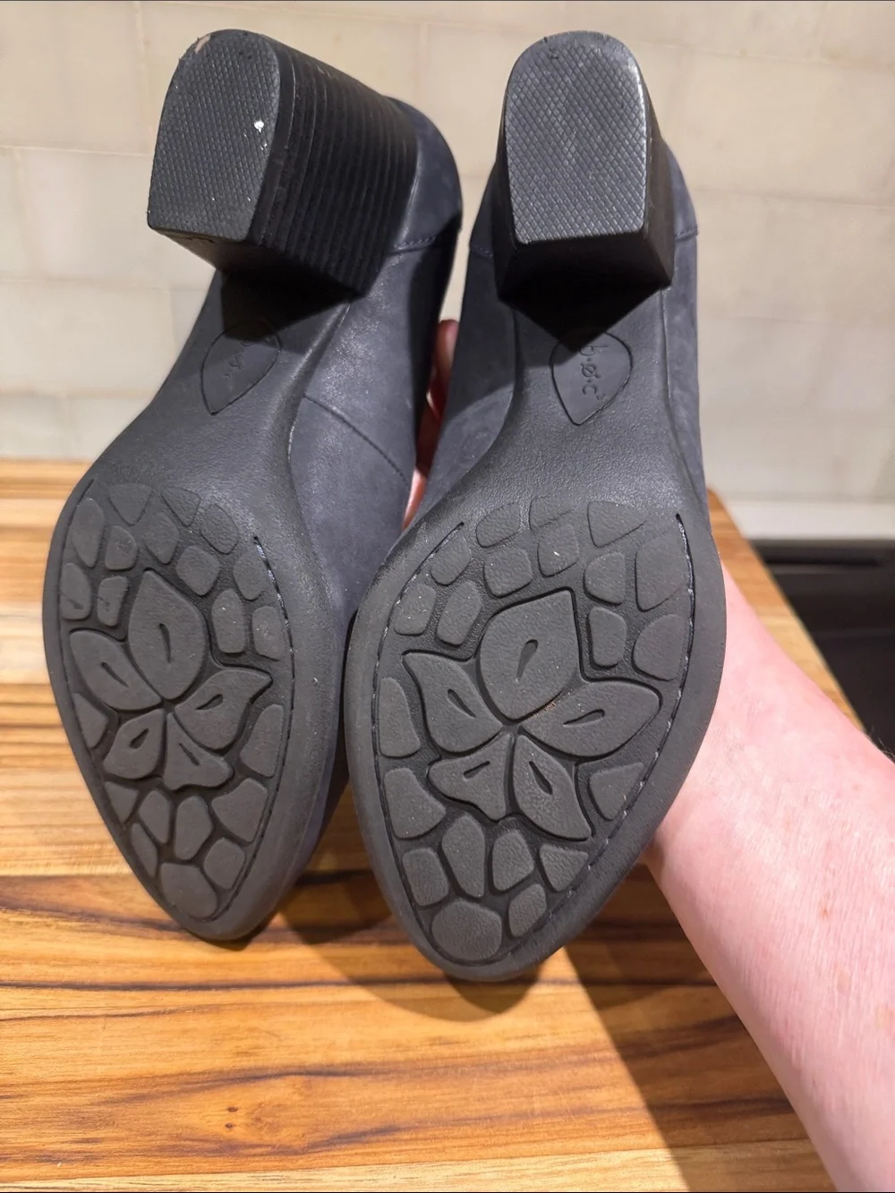 b.o.c. Black Round-Toe Block Heel Pumps